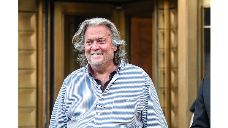 Former Trump Strategist Steve Bannon Arrested On Fraud Charges Related To Crowdfunded Built The Wall Campaign