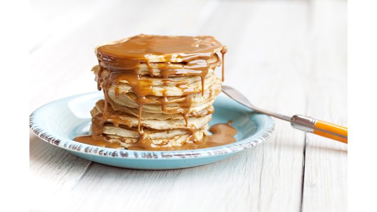 Pancakes with caramel sauce