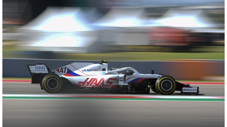 Auto-F1-PRIX-USA-PRACTICE