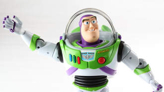 Pixar's New "Lightyear" Official Trailer Introduces Robot Cat "Sox"