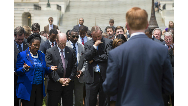 US-POLITICS-MOMENT OF SILENCE-SHOOTING