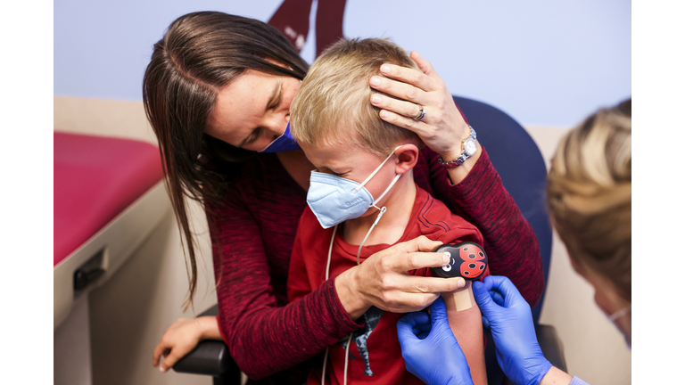 Denver Hospital Vaccinates Children After CDC Approval