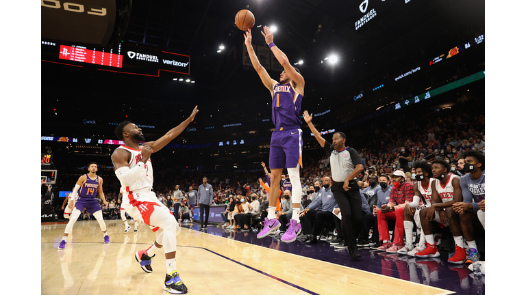 Houston Rockets v Phoenix Suns