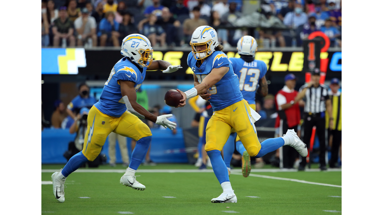 Minnesota Vikings v Los Angeles Chargers