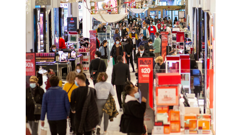 us-health-virus-economy-retail-holiday