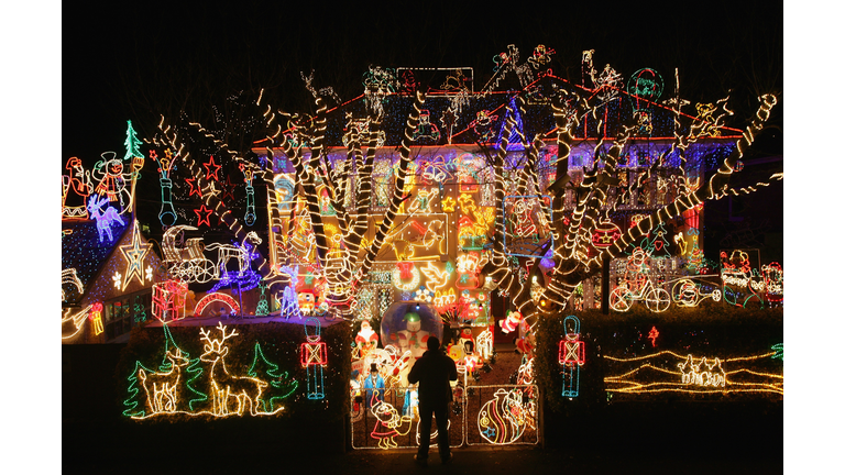 Suburbia Lights Up For Christmas