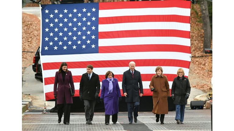 US-POLITICS-BIDEN-infrastructure-construction