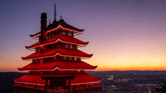 Reading Pagoda's Christmas Eve Lights Return After 3-Year Pause