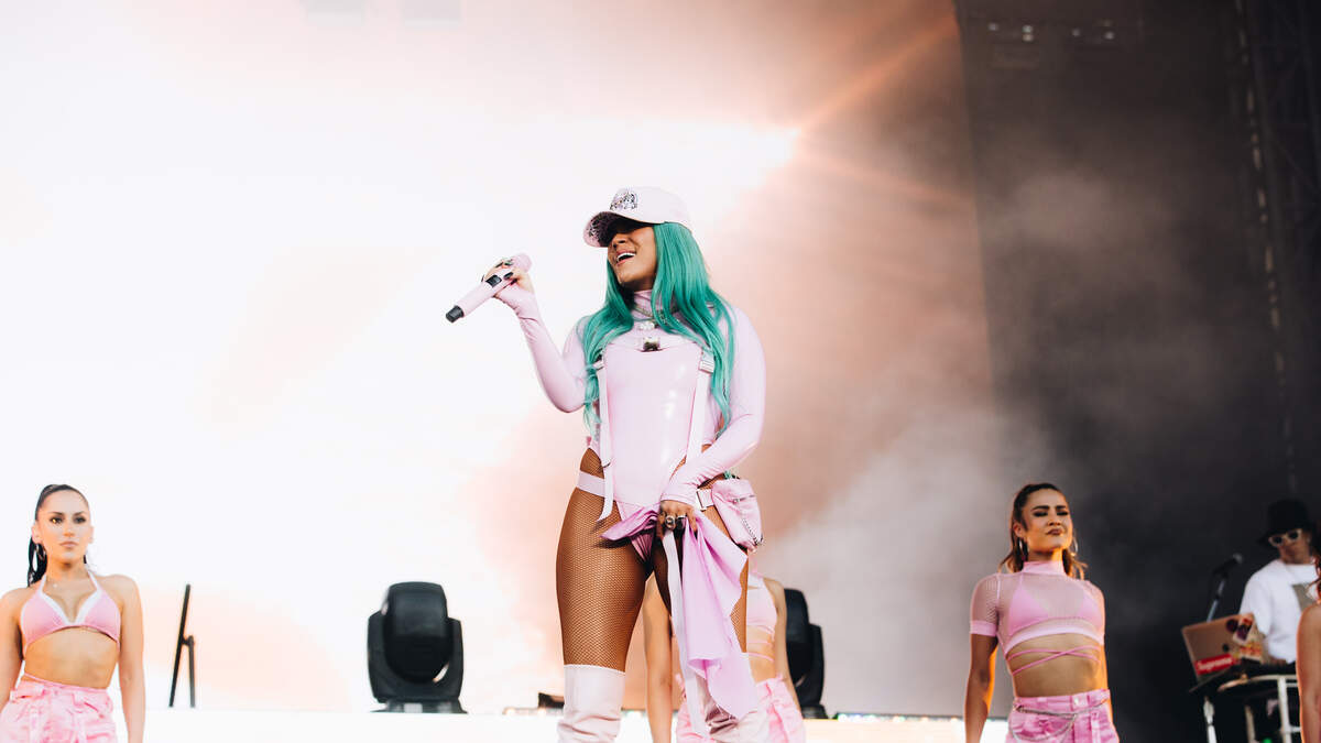 Karol G Tumbles Down Stairs During Miami Concert: Video