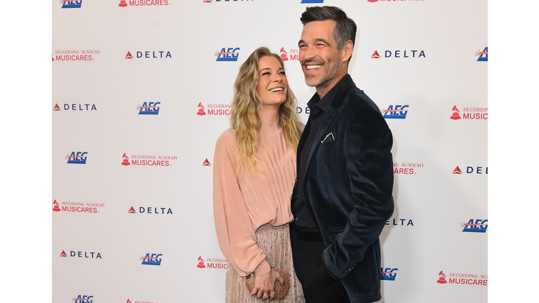 US-ENTERTAINMENT-MUSIC-MUSICARES-ARRIVALS