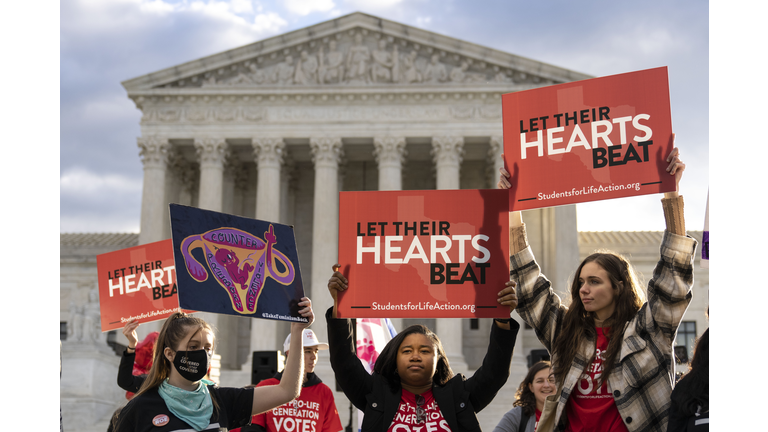 U.S. Supreme Court Hears Expedited Challenges Over Texas Abortion Ban