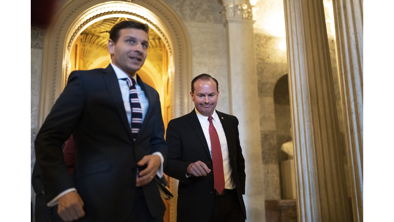 Lawmakers Work To Avert Government Shutdown