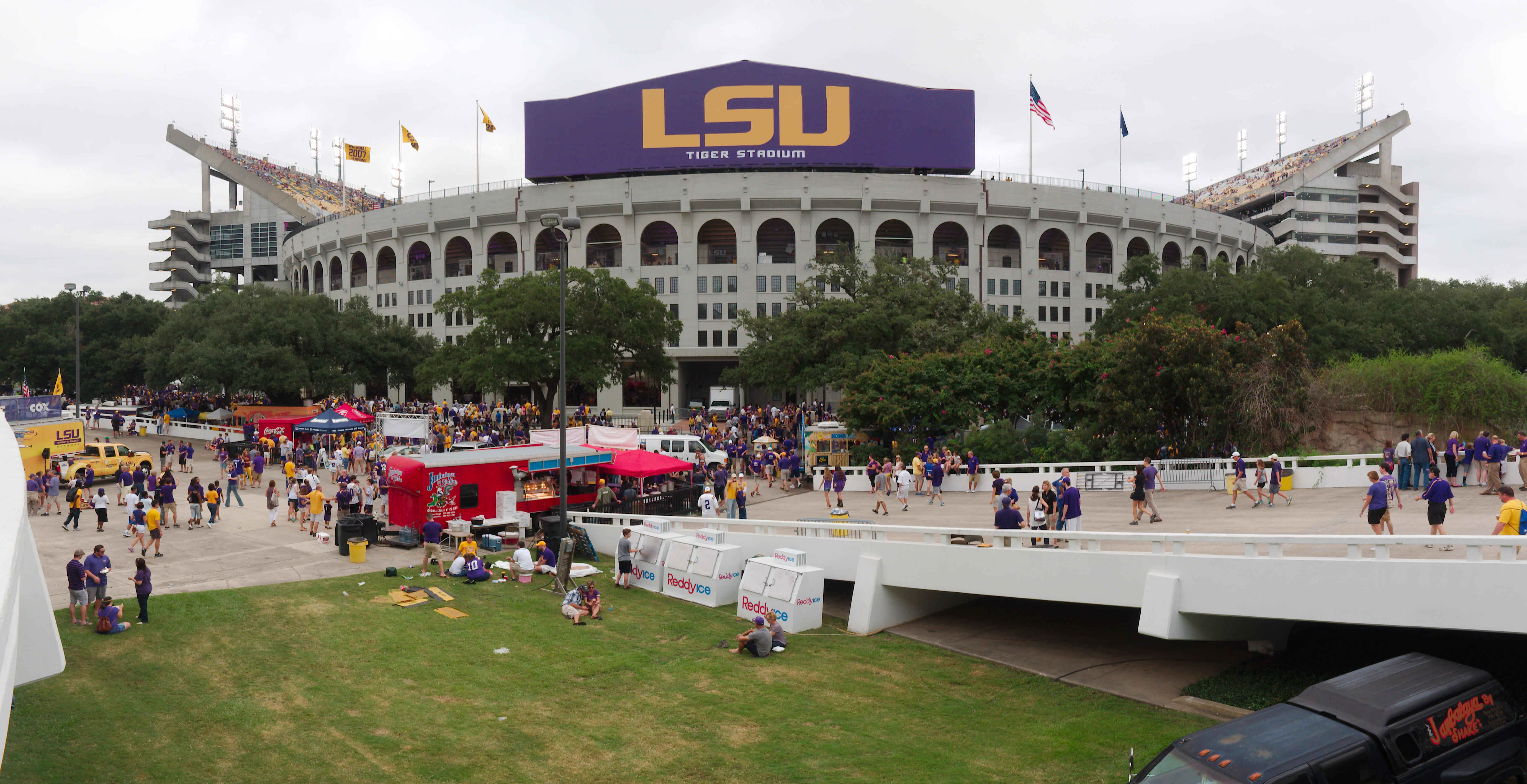 LSU Fan Casually Walks Onto Field During Football Game IHeart