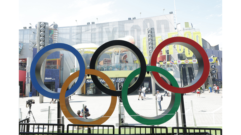 NBC Olympics Launches "Rings Across America" Tour Life-Size Set Of Iconic Olympic Rings At Universal Studios Hollywood