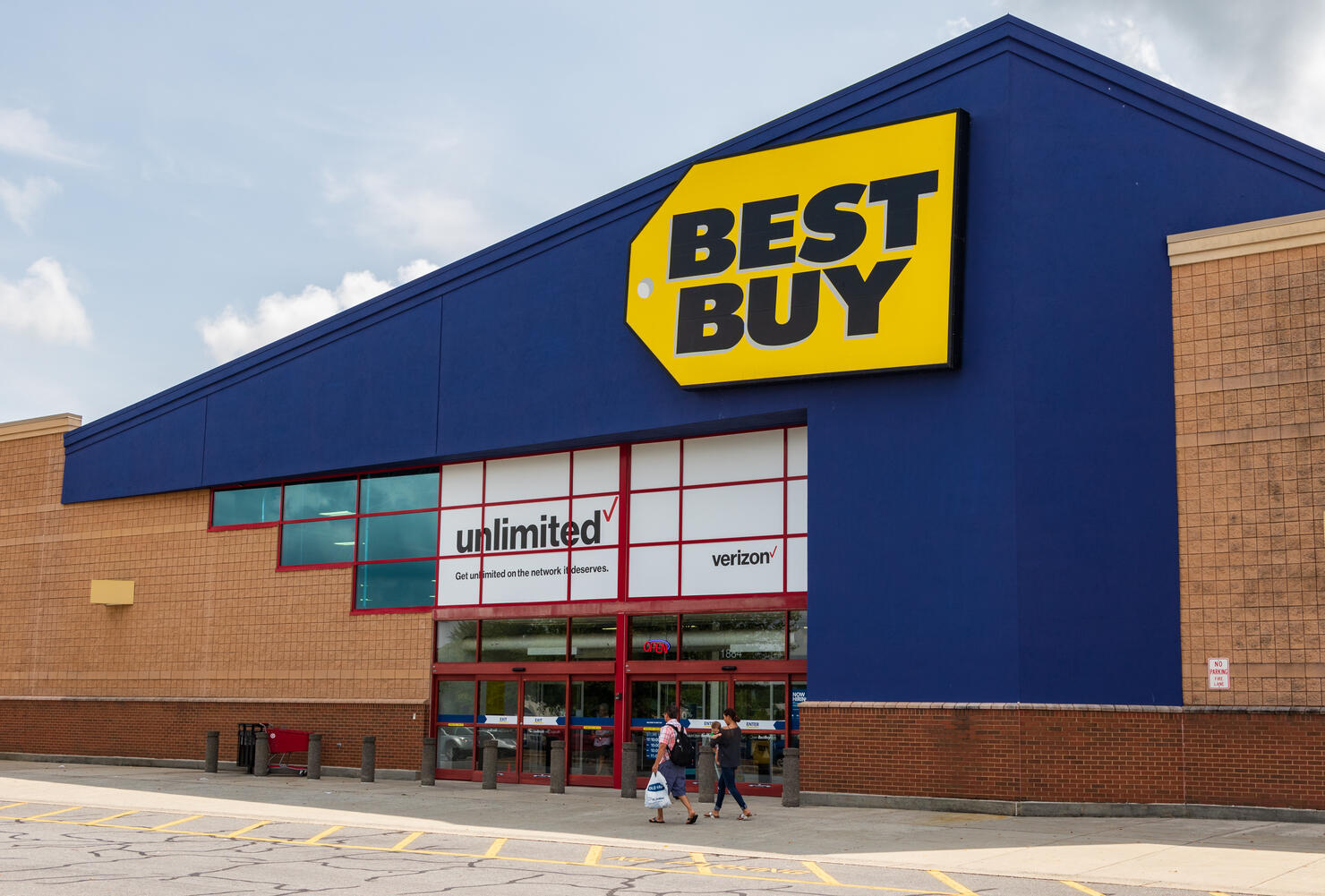 Best Buy storefront