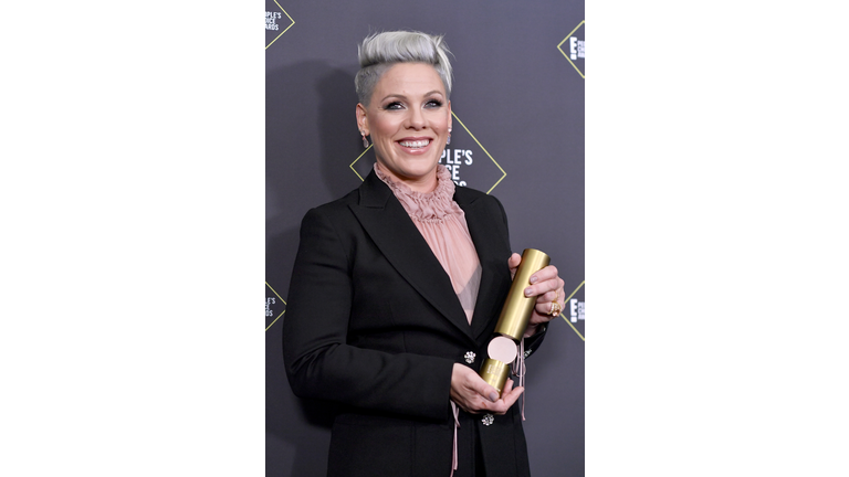 2019 E! People's Choice Awards - Press Room