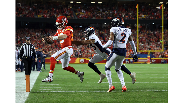 Denver Broncos v Kansas City Chiefs