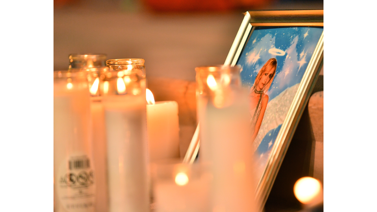 Local 600 International Cinematographers Guild Hosts Candlelight Vigil Honoring Cinematographer Halyna Hutchins