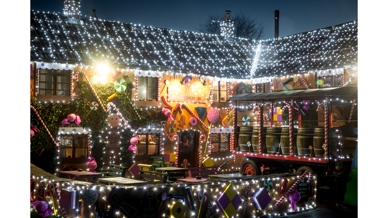 Somerset Pub Transformed Into Gingerbread Inn For Christmas