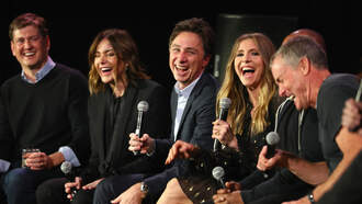 'Fake Doctors, Real Friends' Live Show Is A Rowdy, Star-Studded Treat