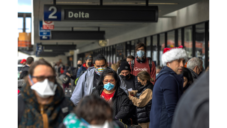 US-virus-HEALTH-aviation-HOLIDAY-TRAVEL