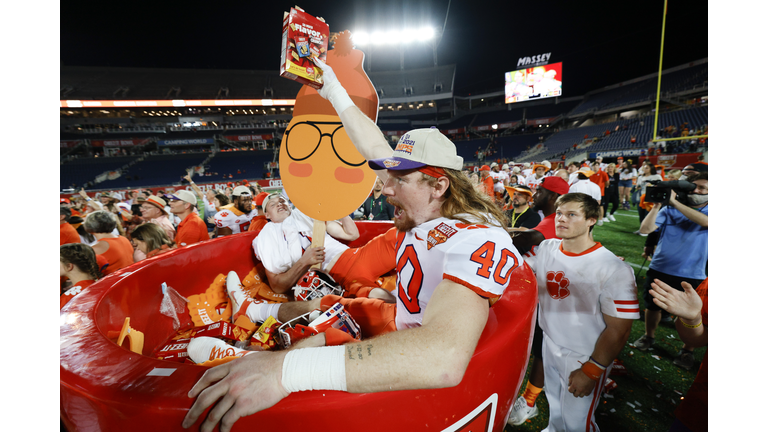 Cheez-It Bowl - Clemson v Iowa State