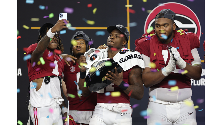 Playoff Semifinal at the Goodyear Cotton Bowl Classic - Cincinnati v Alabama