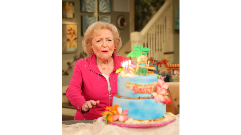 Betty White Celebrates 93rd Birthday On The Set Of "Hot in Cleveland"