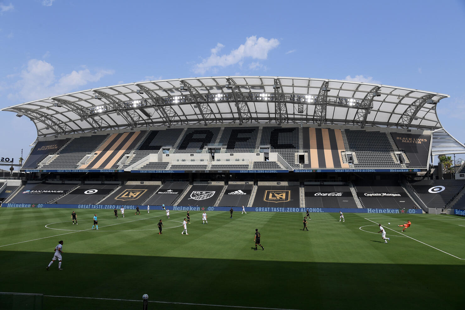 Los Angeles Galaxy v Los Angeles FC