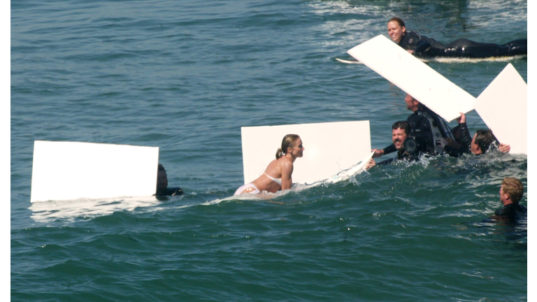 Cameron Diaz On The Charlie's Angels 2 Movie Set