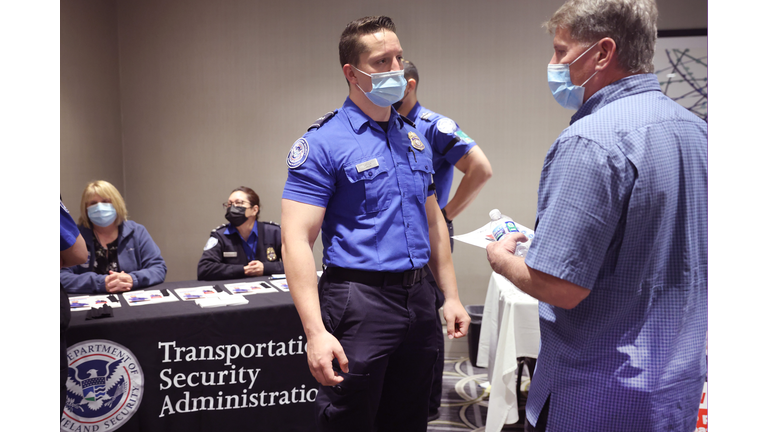 Chicago's O'Hare Airport Holds Job Fair