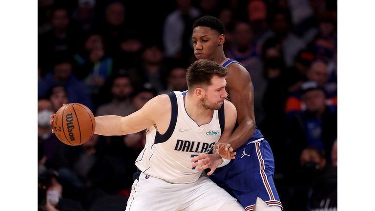 Dallas Mavericks v New York Knicks