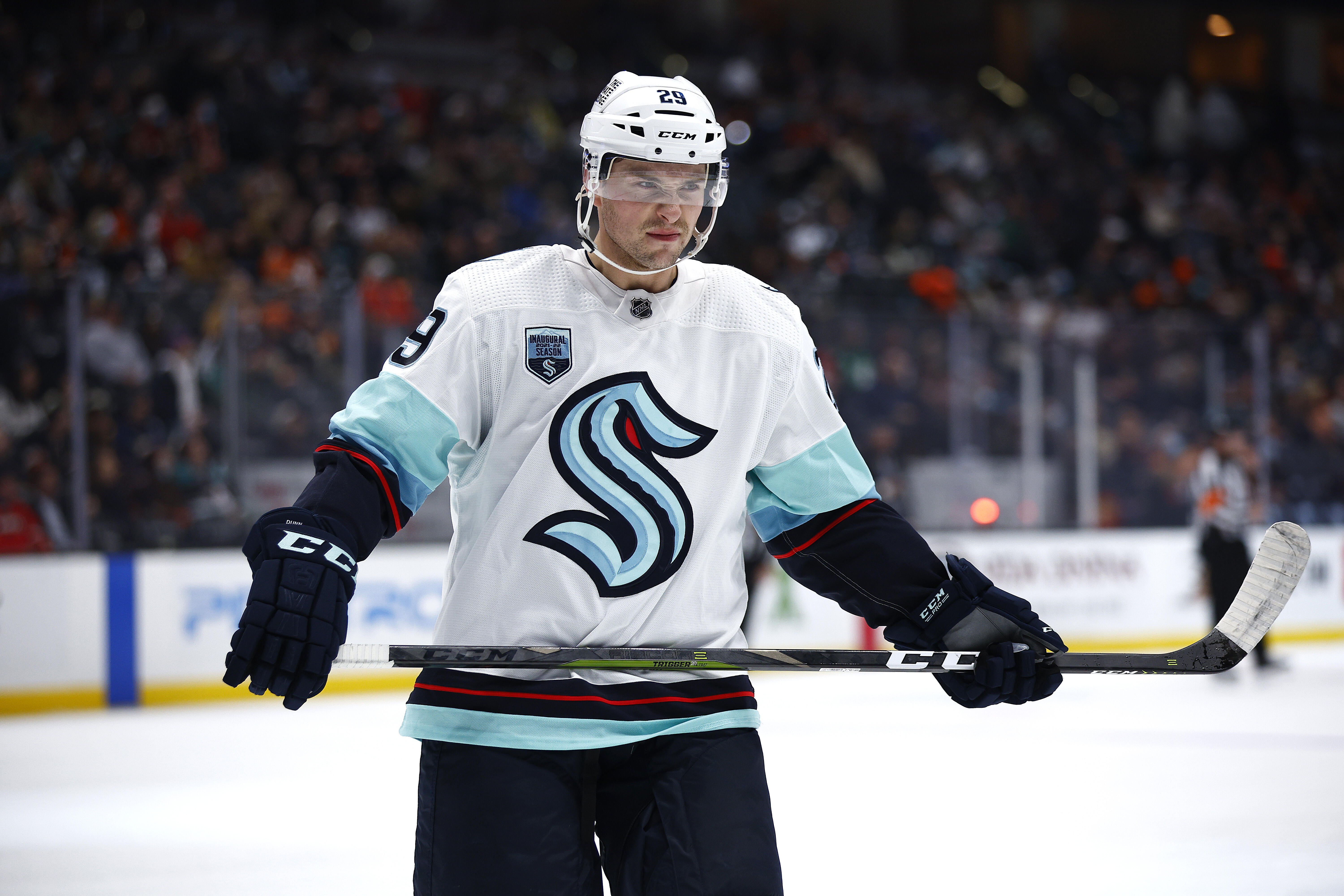 Seattle Kraken select Vince Dunn in the 2021 NHL Expansion Draft - St.  Louis Game Time