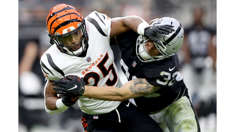 Cincinnati Bengals v Las Vegas Raiders