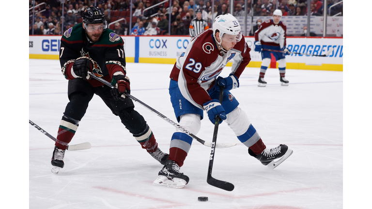 Colorado Avalanche v Arizona Coyotes