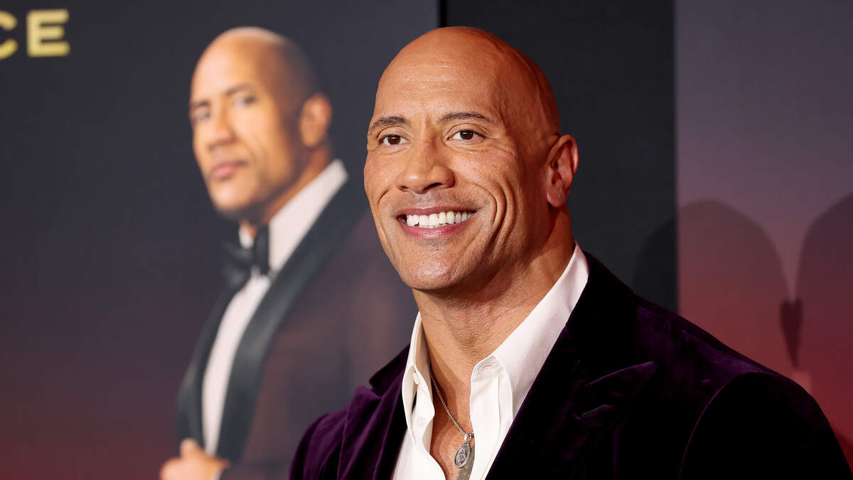 The Rock shows off giant T-Rex skull 'Stan' on Monday Night Football  ManningCast