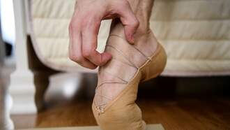 What professional ballerinas' feet REALLY look like