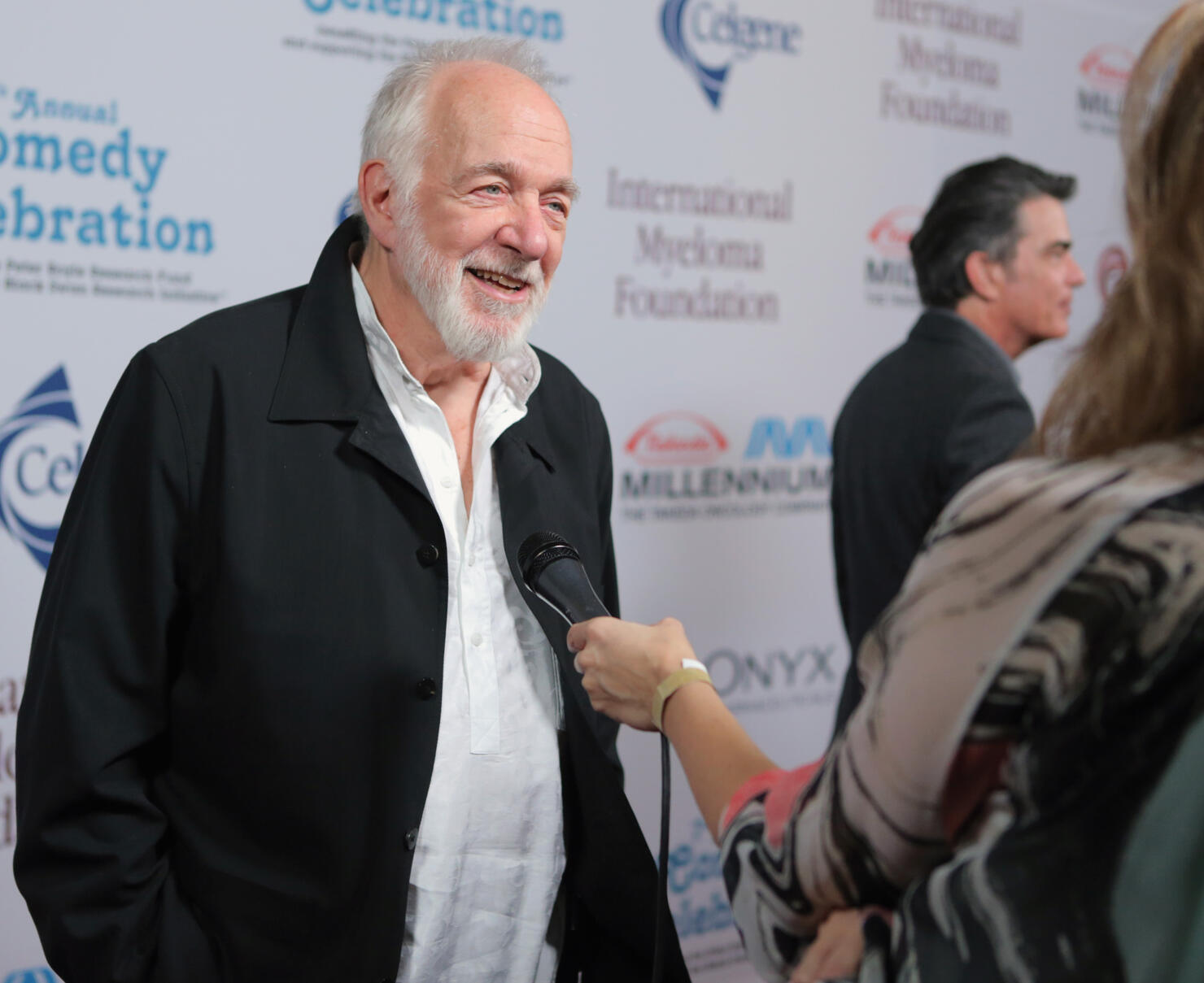 Ray Romano Hosts International Myeloma Foundation's 7th Annual Comedy Celebration Benefiting The Peter Boyle Research Fund