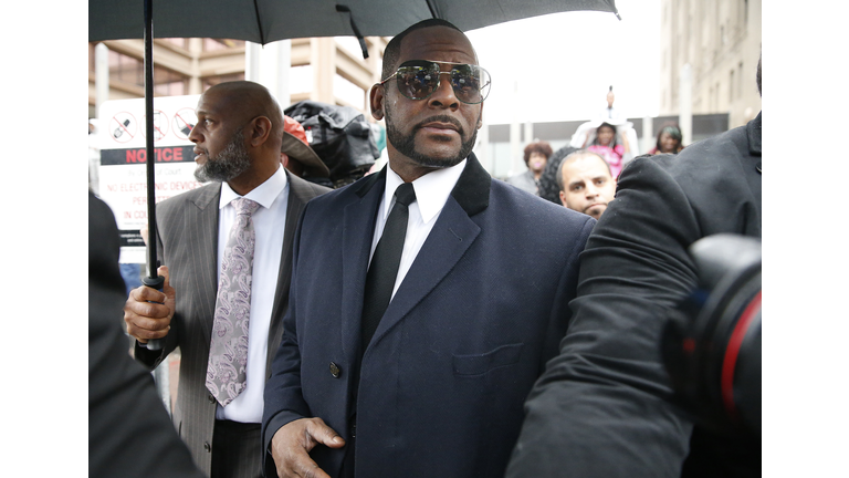 R. Kelly Returns To Court For Hearing On Sex Abuse Allegations