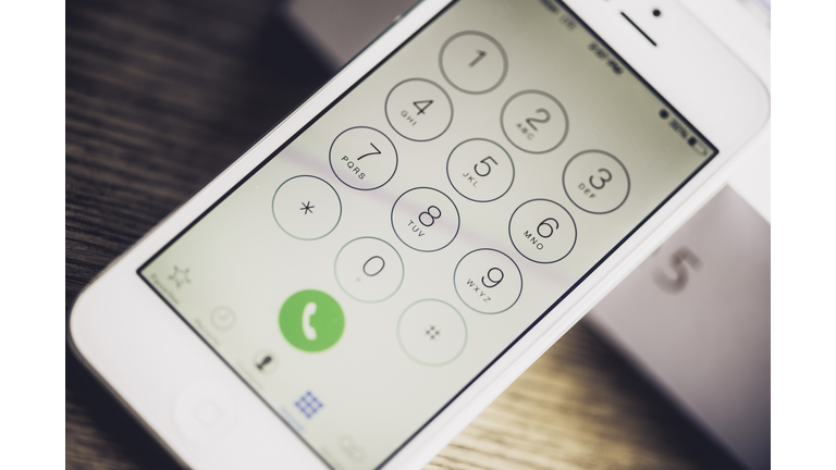 Technology: iPhone5 Showing Dial Number Screen