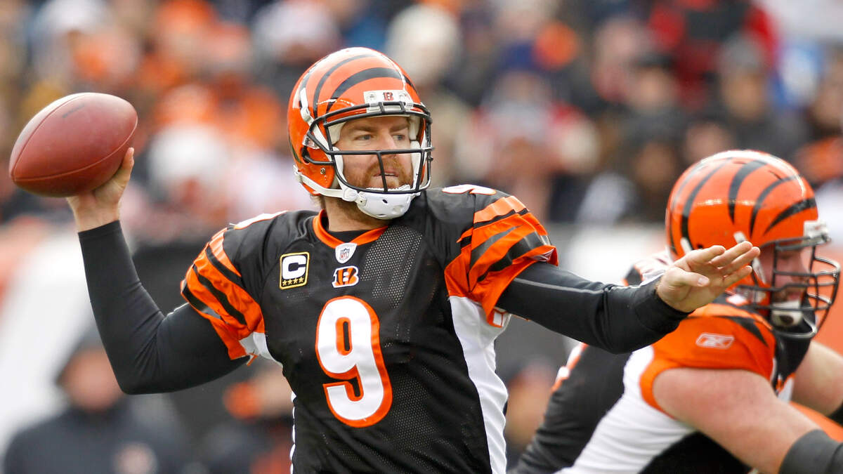 Carson Palmer says Joe Burrow should question future with Bengals after  Super Bowl 56