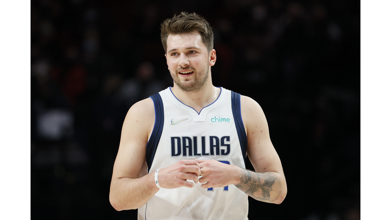 Doncic Destroys Clippers In Mavs Win