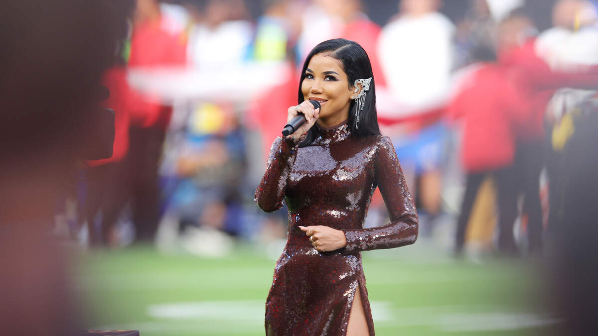 Super Bowl Broadcast Confused Jhene Aiko And Mickey Guyton | 103.5 KISS