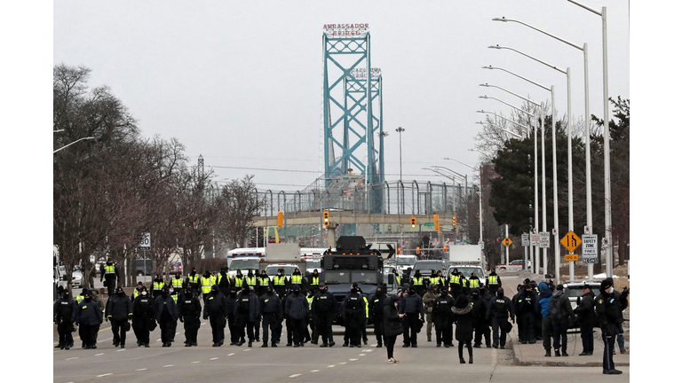 TOPSHOT-CANADA-HEALTH-VIRUS-PROTEST