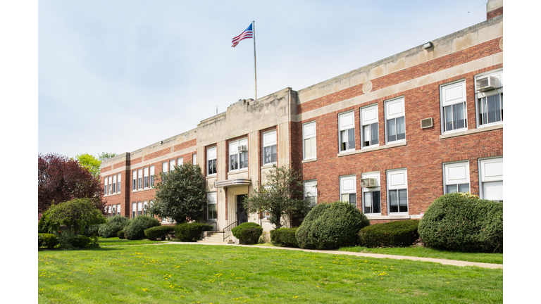 Exterior view of a typical American school building