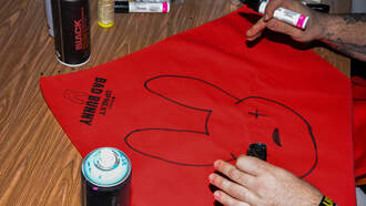 Herson 'JR' Montano -  Su Virginidad a cambio de un boleto de Bad Bunny ?