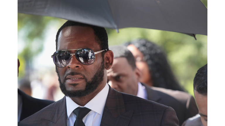 R Kelly Returns To Court For Hearing On Aggravated Sexual Abuse Charges