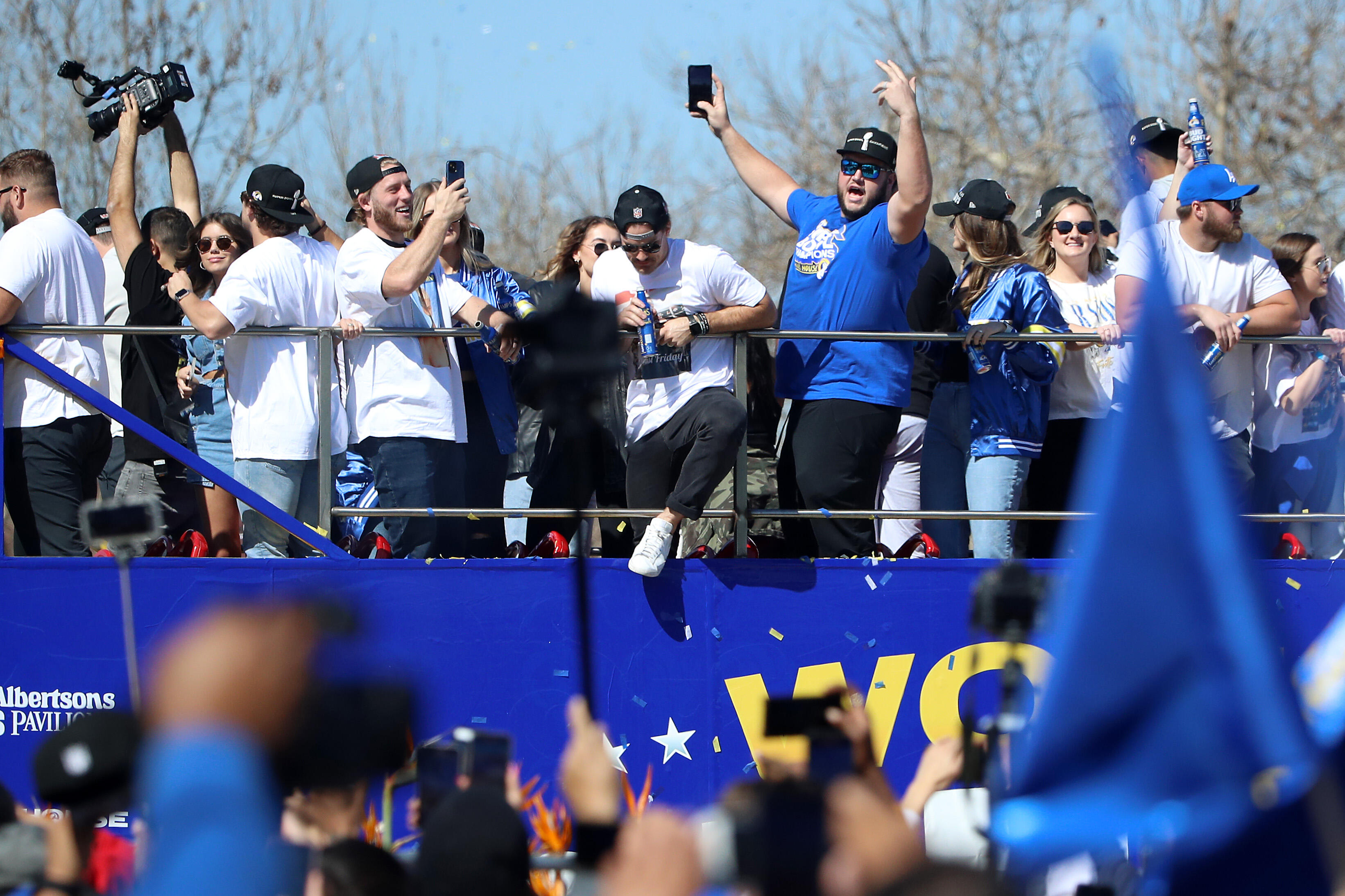SDSU Alum Photographer Falls Off Super Bowl Victory Stage, Fractures