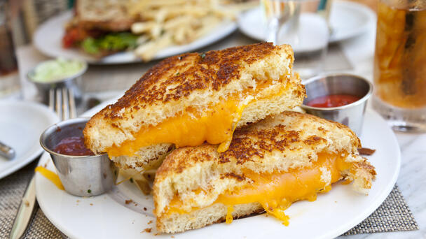 Beloved Restaurant Serves The Best Grilled Cheese In Colorado