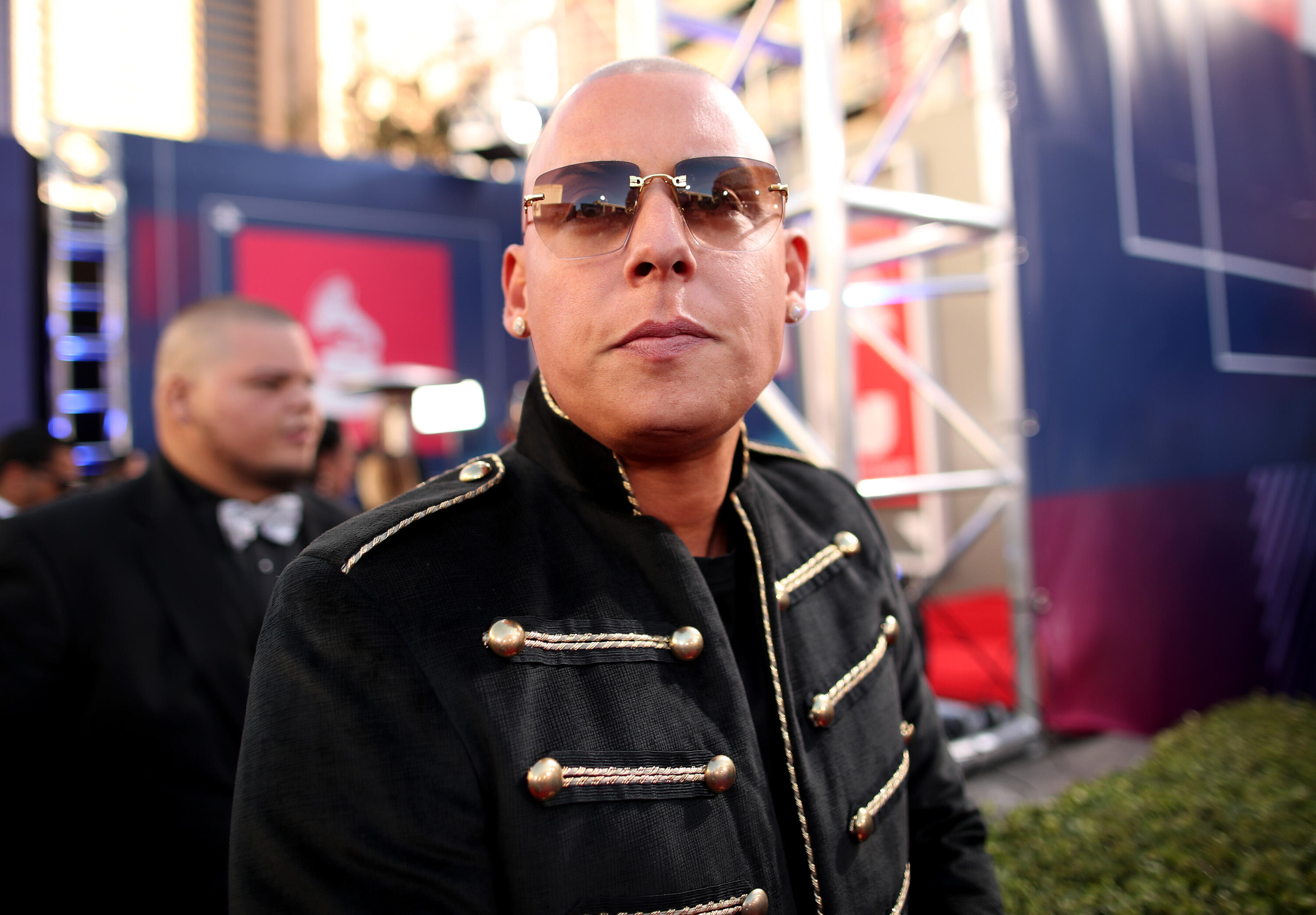 Cosculluela Y Su ESPOSA Cada Vez Más SEPARADOS | Tu 94.9 FM | Jessi Dee